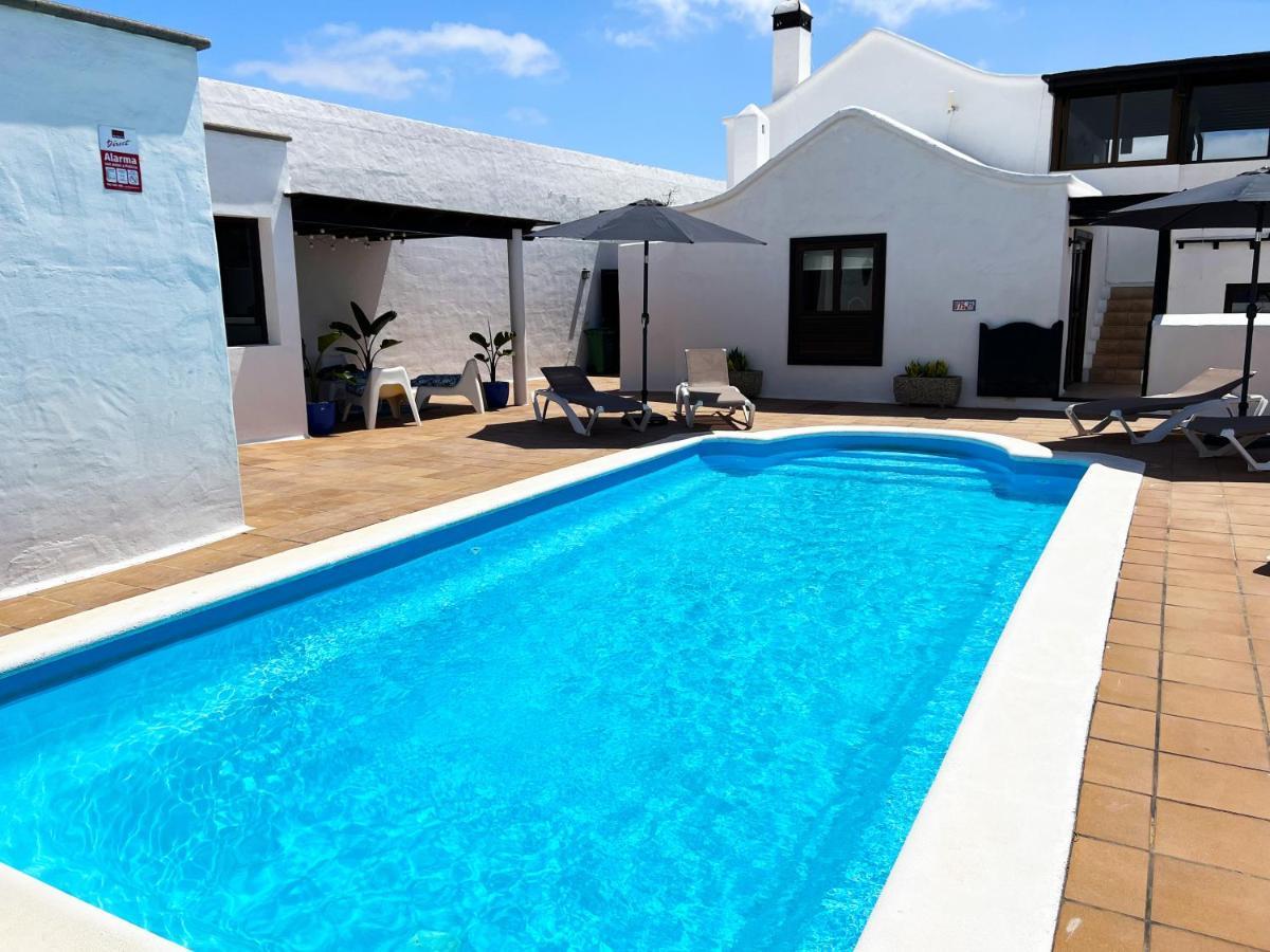 Nazaret Villa With Heated Pool 외부 사진